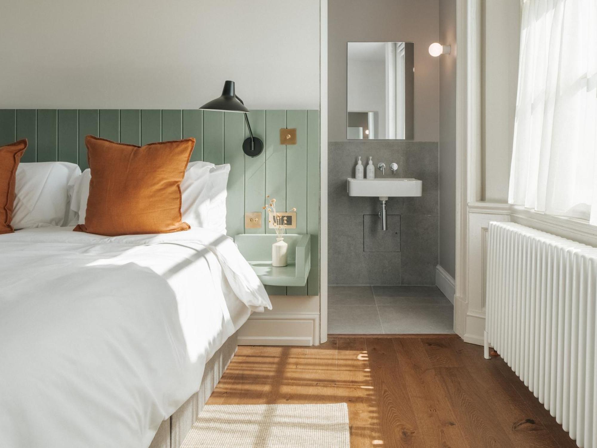 Constantine House Hotel Tamworth Bagian luar foto