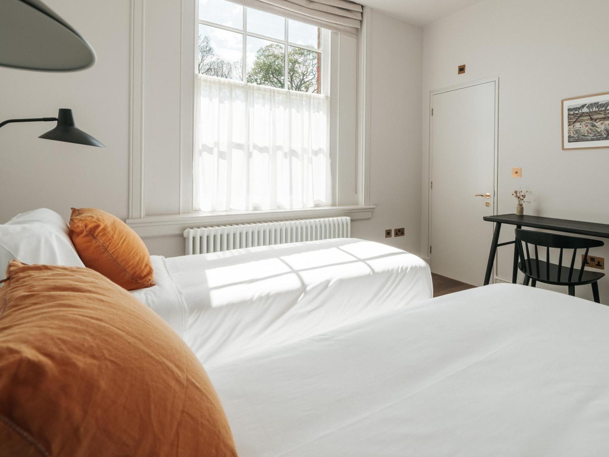 Constantine House Hotel Tamworth Bagian luar foto